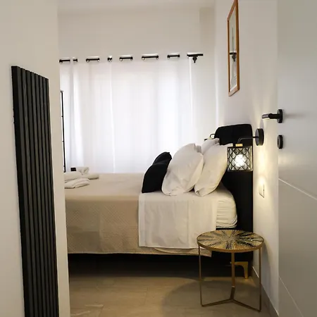 Tolo Tolo 3* Палермо