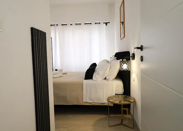 Tolo Tolo 3* Палермо